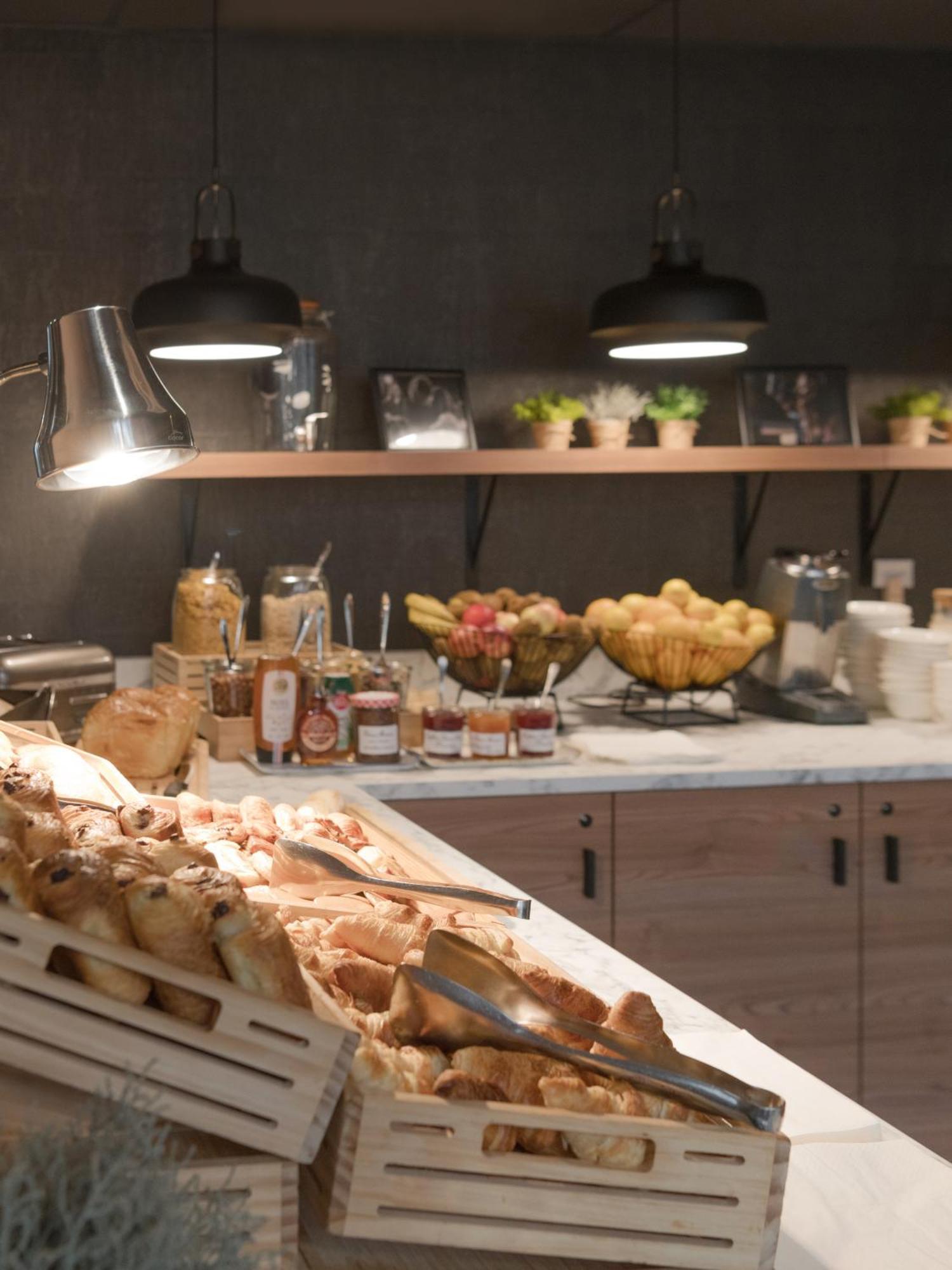 Ibis Paris Rueil Malmaison Екстер'єр фото