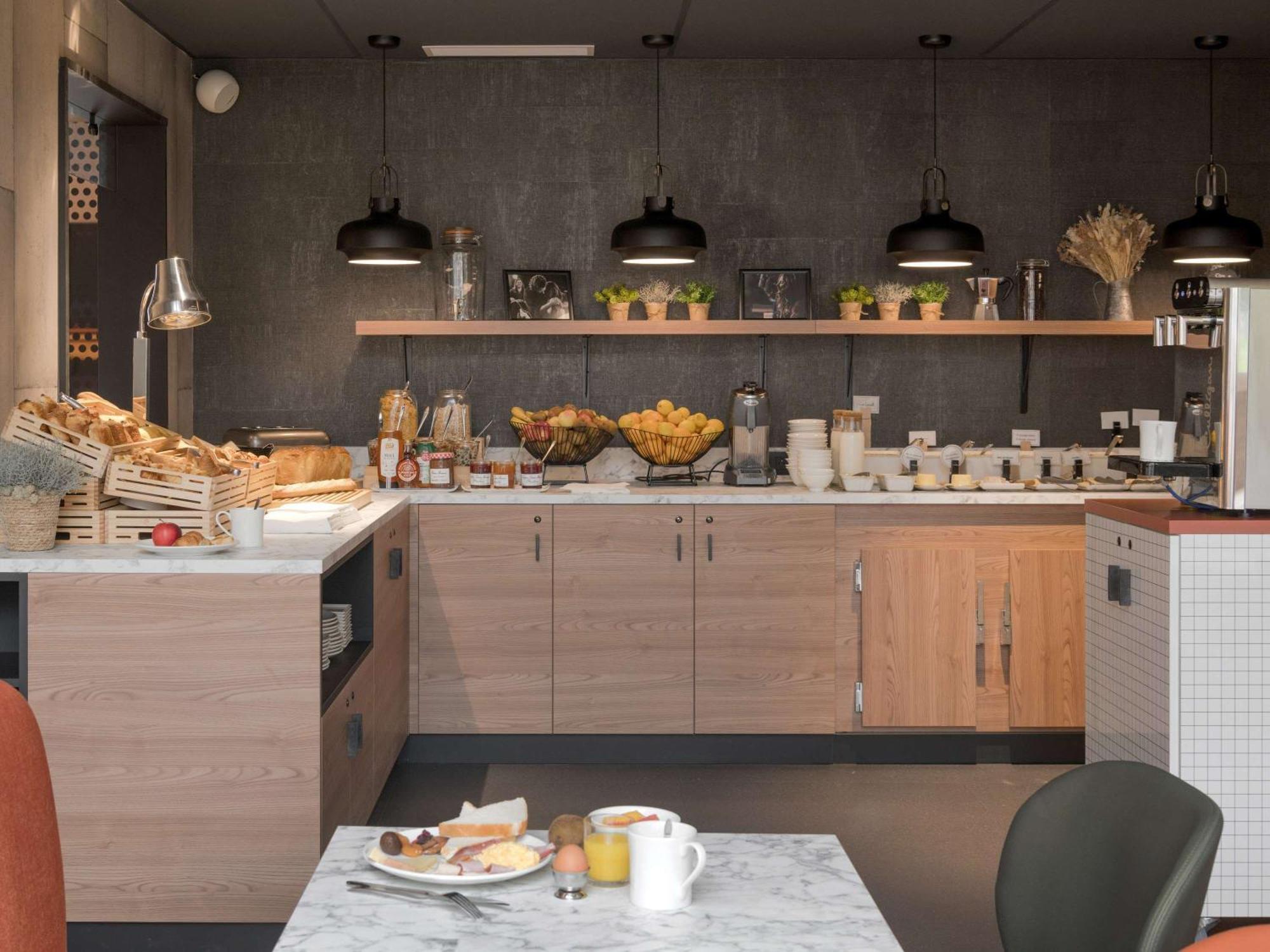 Ibis Paris Rueil Malmaison Екстер'єр фото