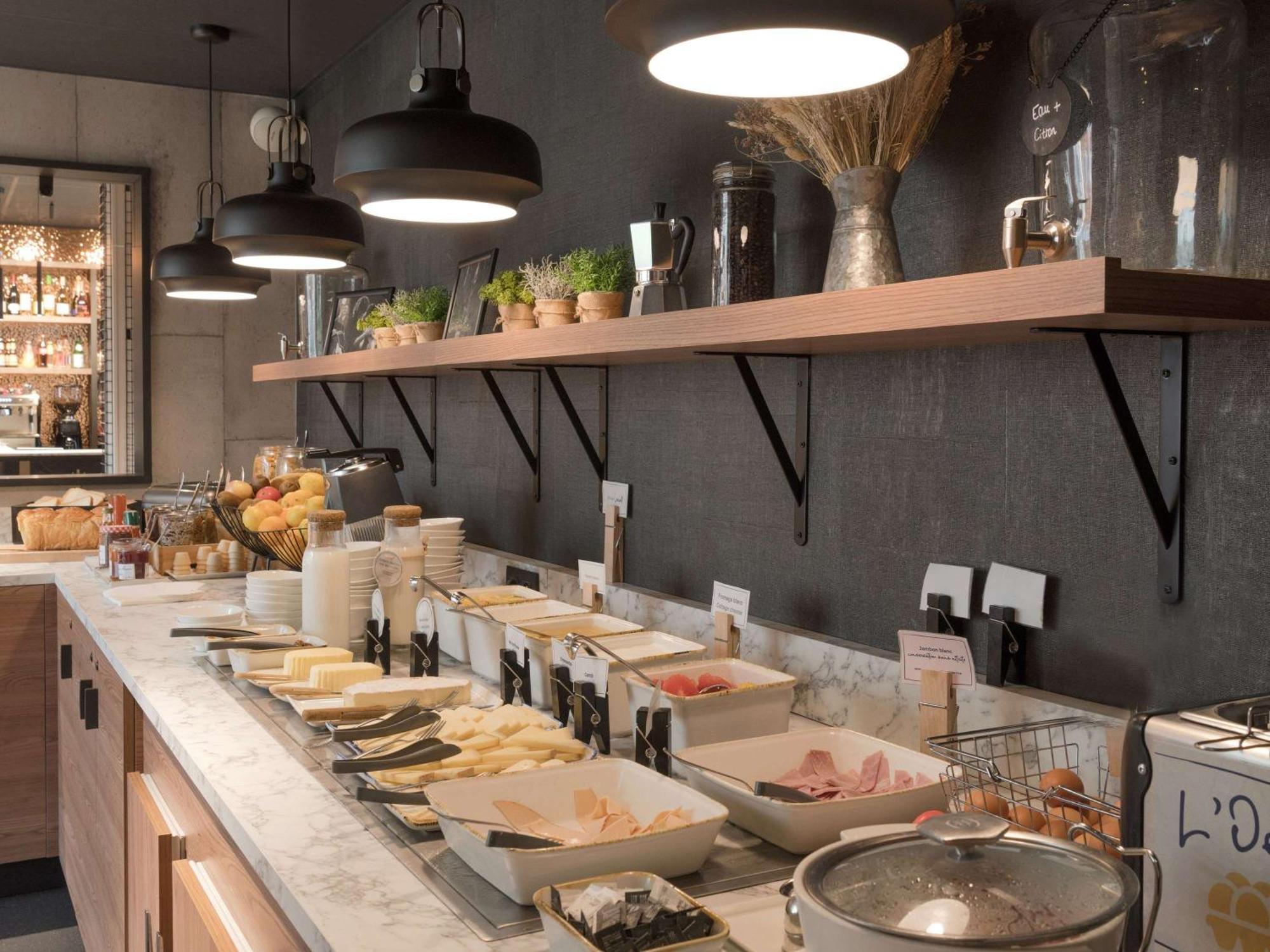 Ibis Paris Rueil Malmaison Екстер'єр фото