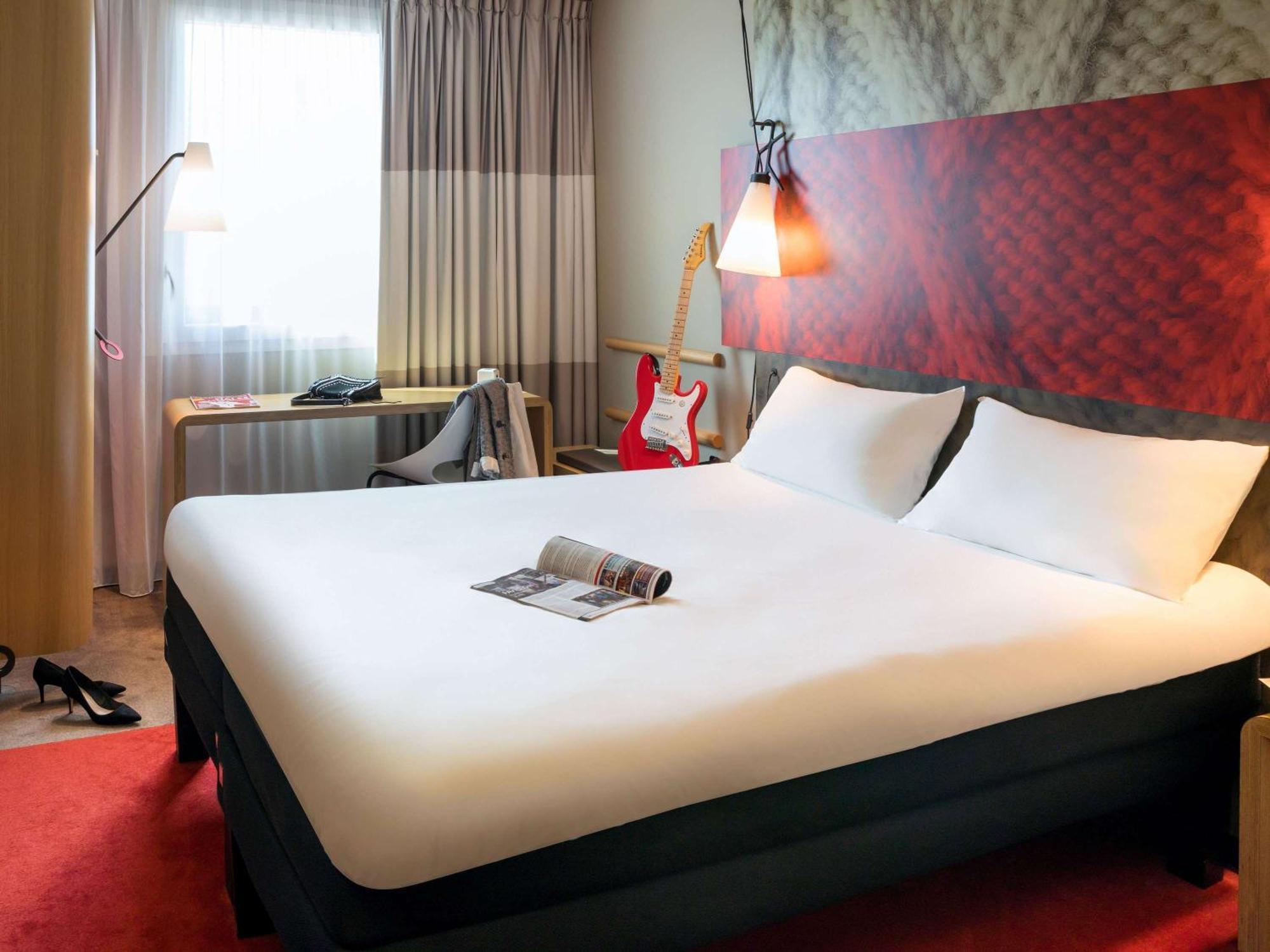 Ibis Paris Rueil Malmaison Екстер'єр фото