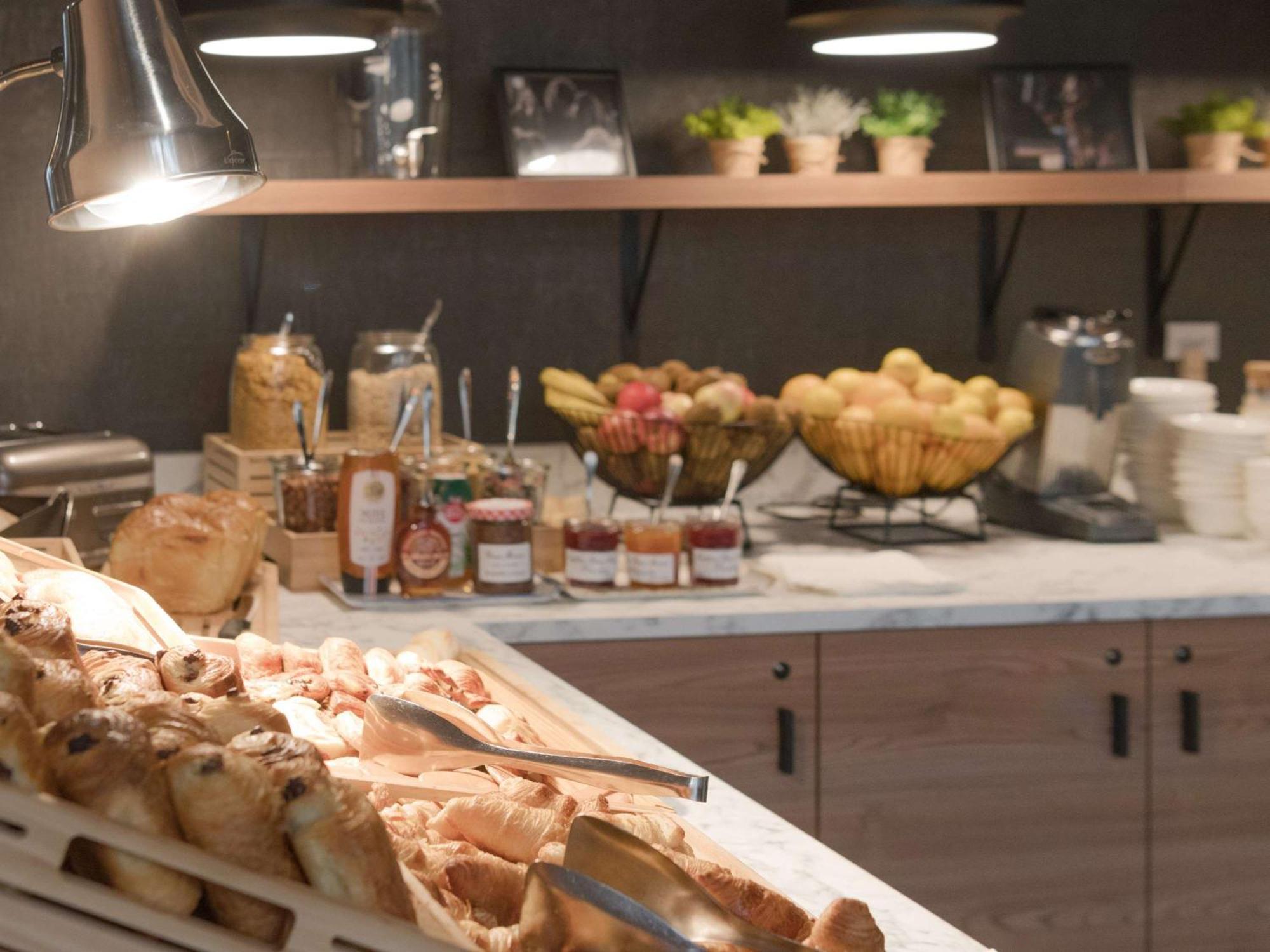 Ibis Paris Rueil Malmaison Екстер'єр фото